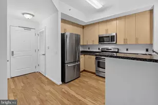 1390 Kenyon St NW, Washington, DC 20010 - Photo 9