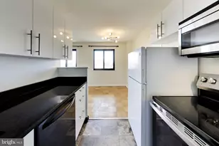 1816 New Hampshire Ave NW, Washington, DC 20009 - Photo 9