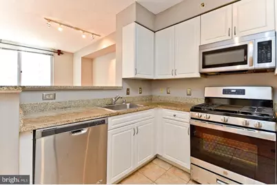 555 Massachusetts Avenue NW #313, Washington, DC 20001 - Photo 21