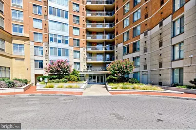 555 Massachusetts Avenue NW #313, Washington, DC 20001 - Photo 3