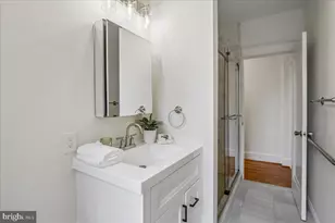 2410 20th St NW, Washington, DC 20009 - Photo 13
