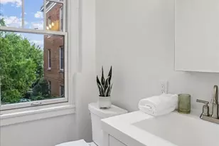 2410 20th St NW, Washington, DC 20009 - Photo 11