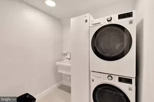 2035 Parkside Dr NW, Washington, DC 20012 - Photo 35