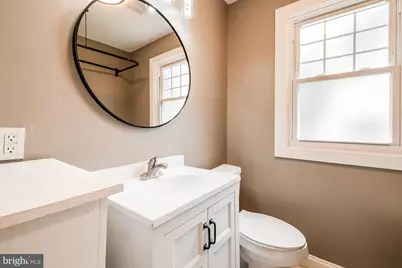 2838 Myrtle Avenue NE, Washington, DC 20018 - Photo 19