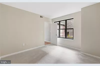 1001 L Street NW #211, Washington, DC 20001 - Photo 19