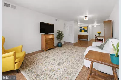 3114 Wisconsin Avenue NW #302, Washington, DC 20016 - Photo 5