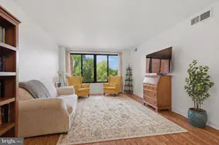 3114 Wisconsin Ave NW, Washington, DC 20016 - Photo 3