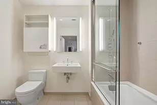 925 H St NW, Washington, DC 20001 - Photo 19