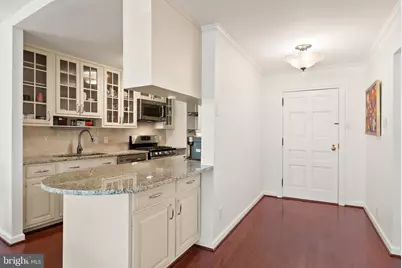 700 New Hampshire Avenue NW #510, Washington, DC 20037 - Photo 11
