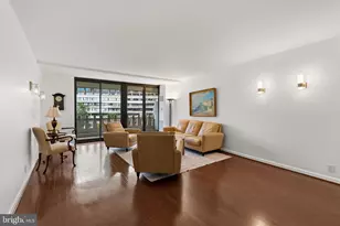 700 New Hampshire Ave NW, Washington, DC 20037 - Photo 7
