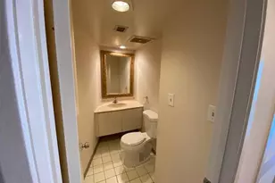 3 Washington Cir NW, Washington, DC 20037 - Photo 11