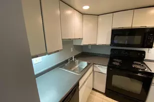 3 Washington Cir NW, Washington, DC 20037 - Photo 17