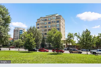 2600 Pennsylvania Avenue NW #501, Washington, DC 20037 - Photo 1