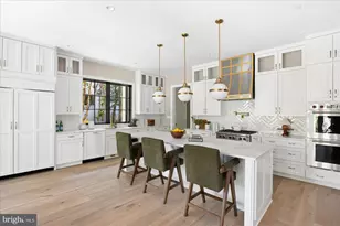 2733 Chesapeake St NW, Washington, DC 20008 - Photo 17