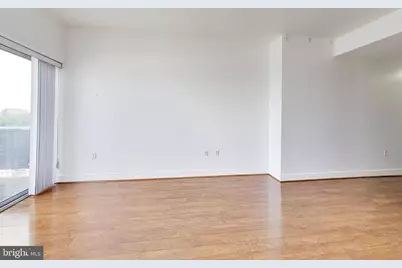 800 4th Street SW #S809, Washington, DC 20024 - Photo 3