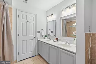 17 V St NW, Washington, DC 20001 - Photo 31