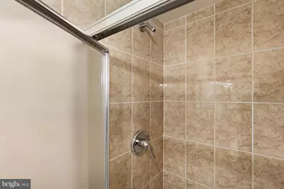 17 V Street NW #1, Washington, DC 20001 - Photo 33