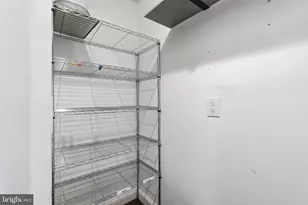 17 V St NW, Washington, DC 20001 - Photo 17