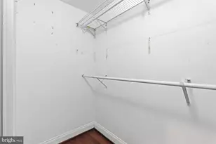 17 V St NW, Washington, DC 20001 - Photo 29