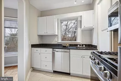 2500 Q Street NW #209, Washington, DC 20007 - Photo 9