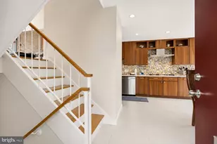 427 N St SW, Washington, DC 20024 - Photo 5
