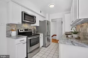 3901 Langley Ct NW, Washington, DC 20016 - Photo 9