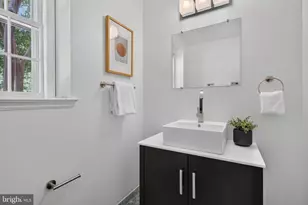 3901 Langley NW, Washington, DC 20016 - Photo 15