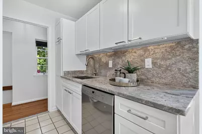 3901 Langley Court NW #A553, Washington, DC 20016 - Photo 7