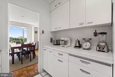 2475 Virginia Avenue NW #822, Washington, DC 20037 - Photo 15