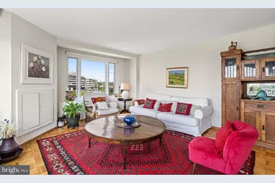 2475 Virginia Avenue NW #822, Washington, DC 20037 - Photo 3