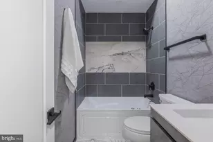 1332 G St SE, Washington, DC 20003 - Photo 29