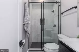 1332 G St SE, Washington, DC 20003 - Photo 21