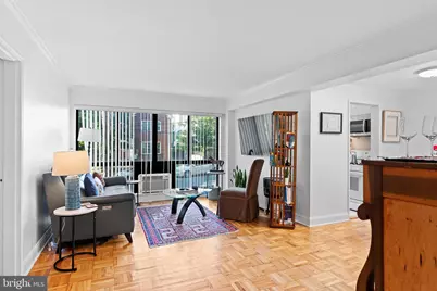 3901 Tunlaw Road NW #506, Washington, DC 20007 - Photo 7