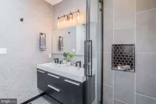 1332 G St SE, Washington, DC 20003 - Photo 31