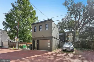 235 12th St SE, Washington, DC 20003 - Photo 47