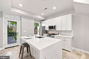 309 K St SE, Washington, DC 20003 - Photo 9