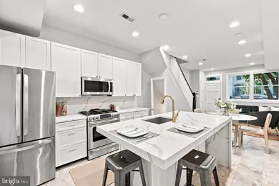 309 K Street SE, Washington, DC 20003 - Photo 11