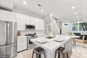 309 K St SE, Washington, DC 20003 - Photo 11