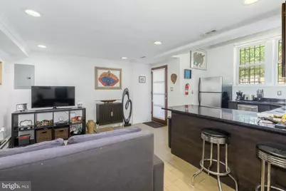 1429 5th Street NW, Washington, DC 20001 - Photo 39