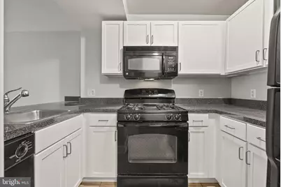 800 4th Street SW #N325, Washington, DC 20024 - Photo 7