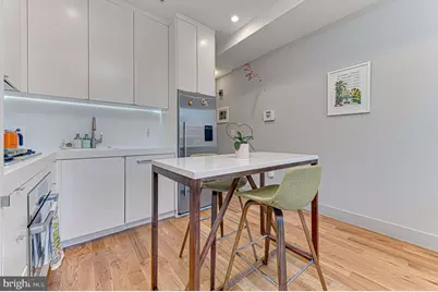 254 15th Street SE #2, Washington, DC 20003 - Photo 5