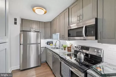 1325 18th Street NW #308, Washington, DC 20036 - Photo 9