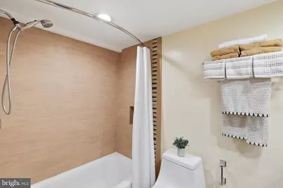 1325 18th Street NW #308, Washington, DC 20036 - Photo 19