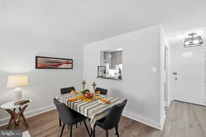 1325 18th Street NW #308, Washington, DC 20036 - Photo 7
