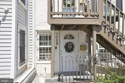 708 I Street SE #B, Washington, DC 20003 - Photo 3