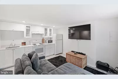 708 I Street SE #B, Washington, DC 20003 - Photo 7