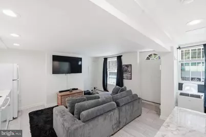 708 I Street SE #B, Washington, DC 20003 - Photo 9