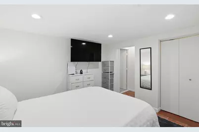 708 I Street SE #B, Washington, DC 20003 - Photo 17