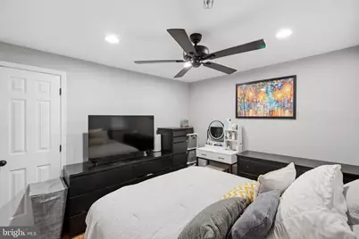 1527 16th Street NW #1, Washington, DC 20036 - Photo 15