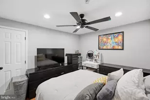 1527 16th St NW, Washington, DC 20036 - Photo 15